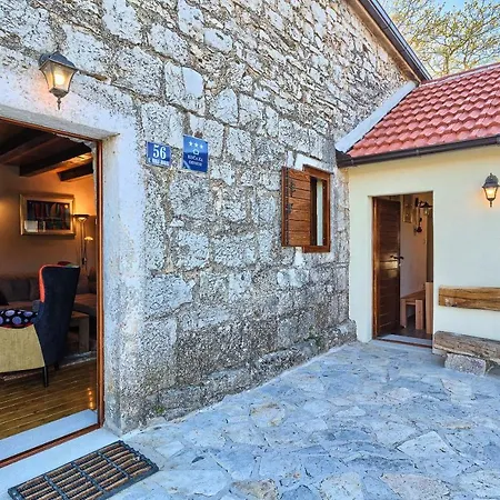 Dalmatia Stone House - Heated Pool *