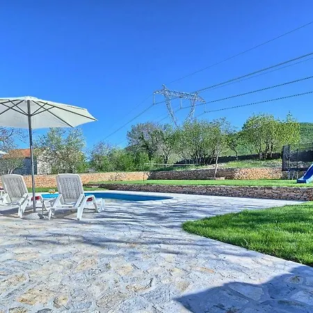 Dalmatia Stone House - Heated Pool Gospodarstwo wiejskie *