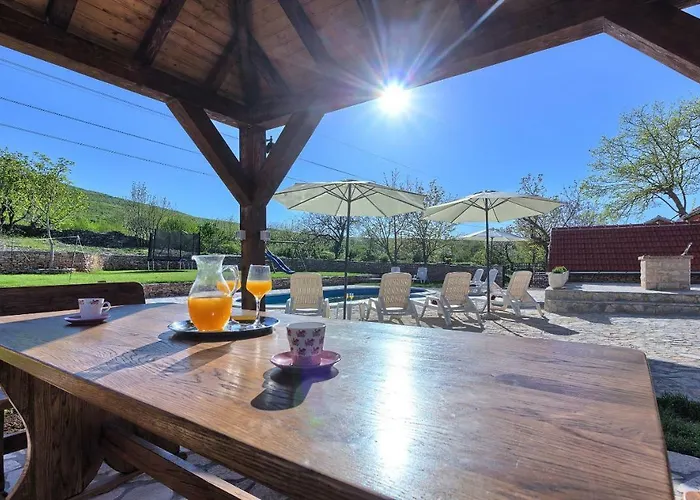 Dalmatia Stone House - Heated Pool *