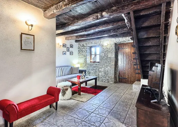 Dalmatia Stone House - Heated Pool