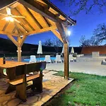 Dalmatia Stone House - Heated Pool