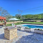 Dalmatia Stone House - Heated Pool Country house *