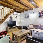 منزل ريفي Dalmatia Stone House - Heated Pool *