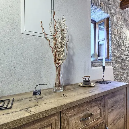 Country house Dalmatia Stone House - Heated Pool