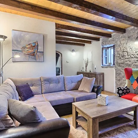 Dalmatia Stone House - Heated Pool Landhaus