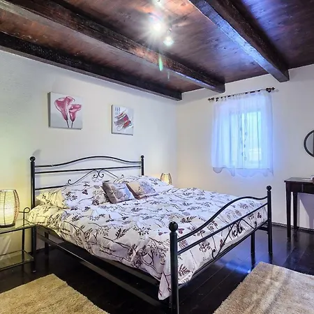 Dalmatia Stone House - Heated Pool Casa rural Biorine