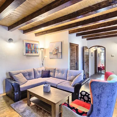 Dalmatia Stone House - Heated Pool *