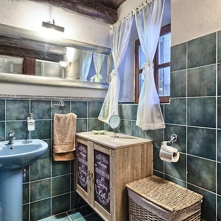 Dalmatia Stone House - Heated Pool