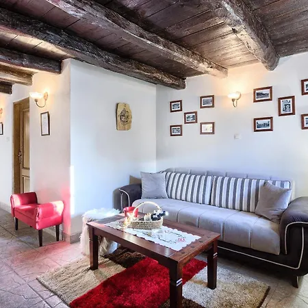 Dalmatia Stone House - Heated Pool