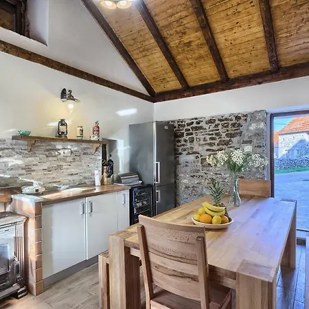 Casa rural Dalmatia Stone House - Heated Pool