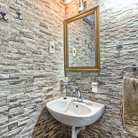 Dalmatia Stone House - Heated Pool Biorine