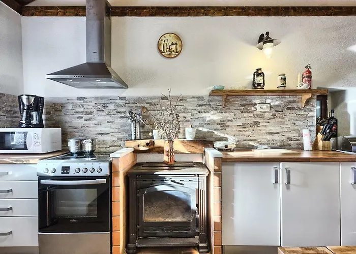 Dalmatia Stone House - Heated Pool * Biorine