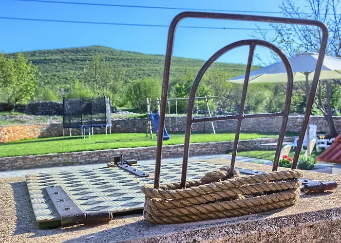 Dalmatia Stone House - Heated Pool *