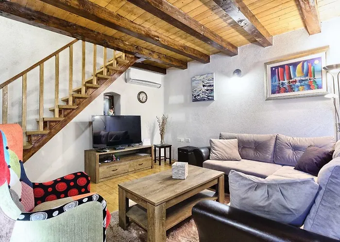 Casa di campagna Dalmatia Stone House - Heated Pool *